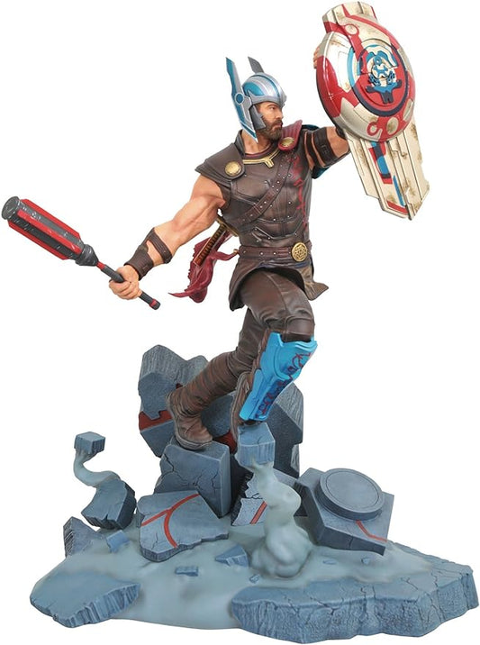 Thor: Ragnarok Marvel Milestones Gladiator Thor Statue